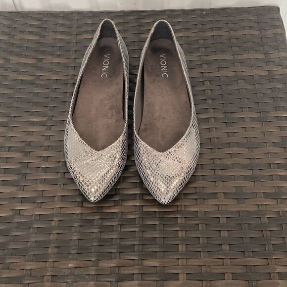 Vionic Shoes - Vionic Caballo ballet flats in snake, print women’s size 8